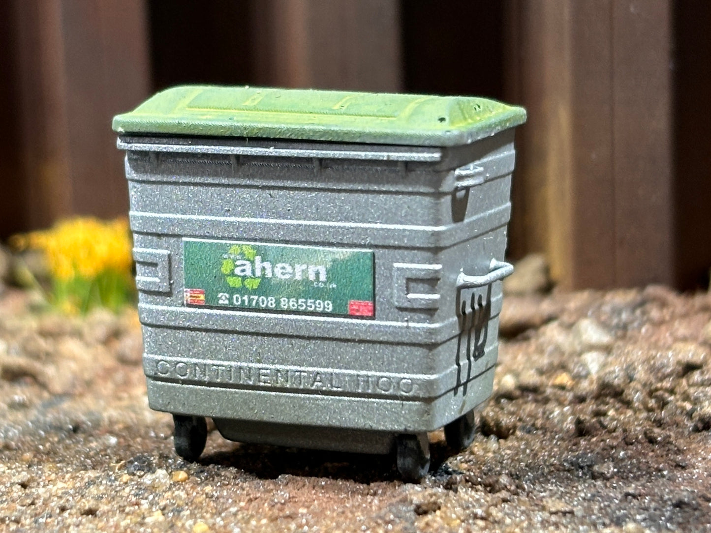 'Ahern' Logo Metal Commercial Bins - Custom - OO gauge
