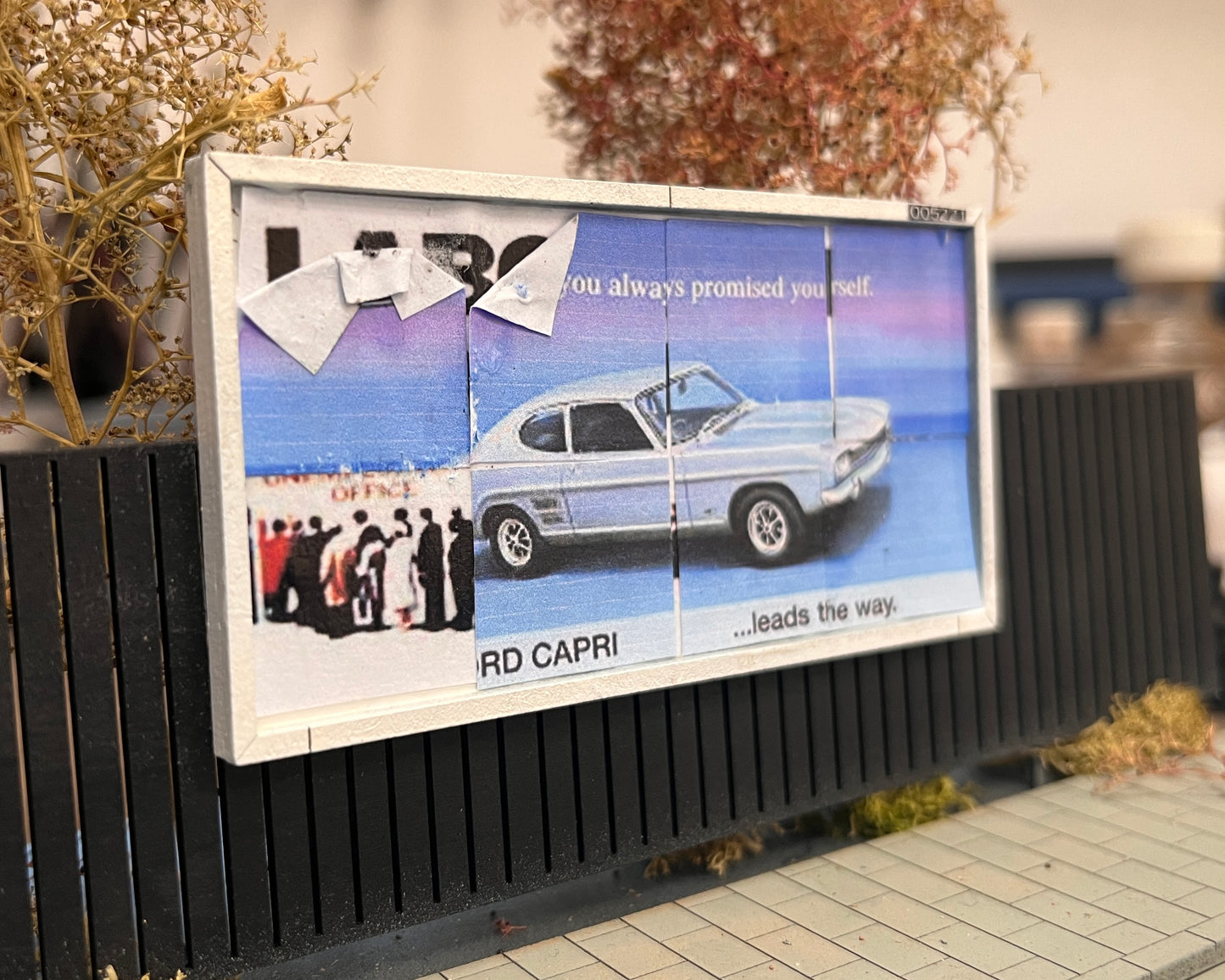 Distressed Billboard Advertisement 'Ford Capri' - OO Gauge