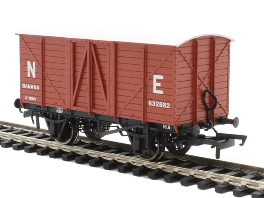 Oxford Rail OR76BAN001 LNER 10t Banana Van in LNER bauxite - 632882