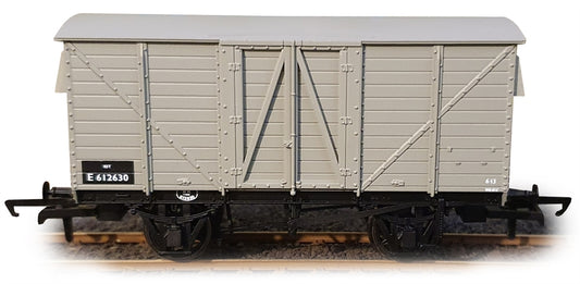 Oxford Rail OR76GEGV003 Oxford Rail GER 10t Covered Van number E612630