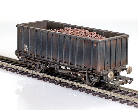 Bachmann 33-379 45 Tonne MEA Box Body Mineral Wagon - Weathered